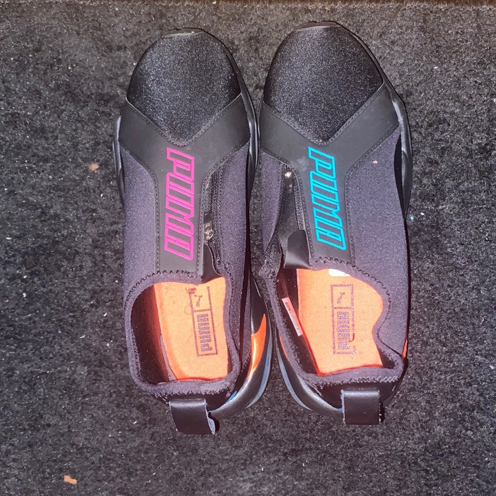 Puma Sneakers